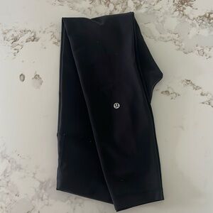 Lululemon Wunder Train high rise tight 28” size 4